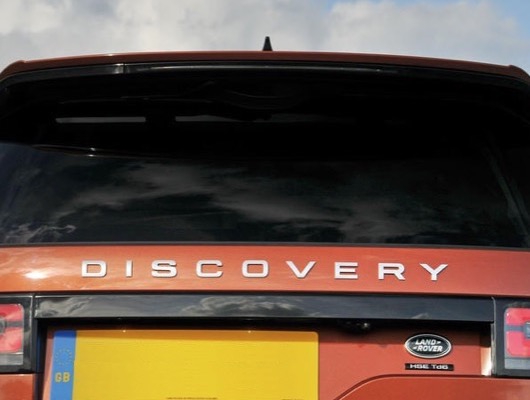 Land Rover Discovery 5 image